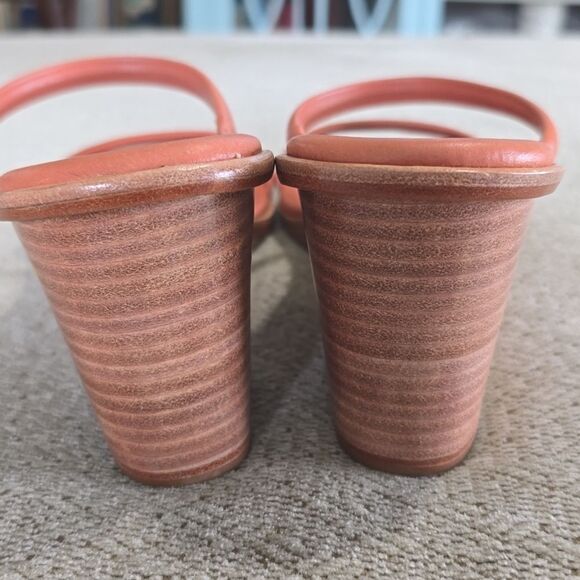 Kaanas Leather Brick Red Square Toe Wedge Sandals - Size 9 - Picture 9 of 15